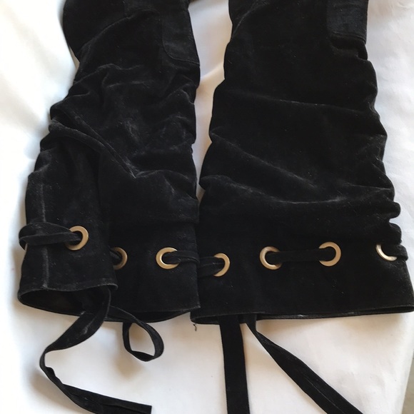 Black tie-top boots - Picture 4 of 10